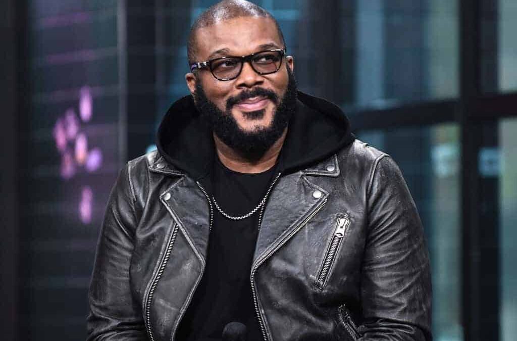 Tyler Perry To Direct Amazon Drama ‘Black, White & Blue’