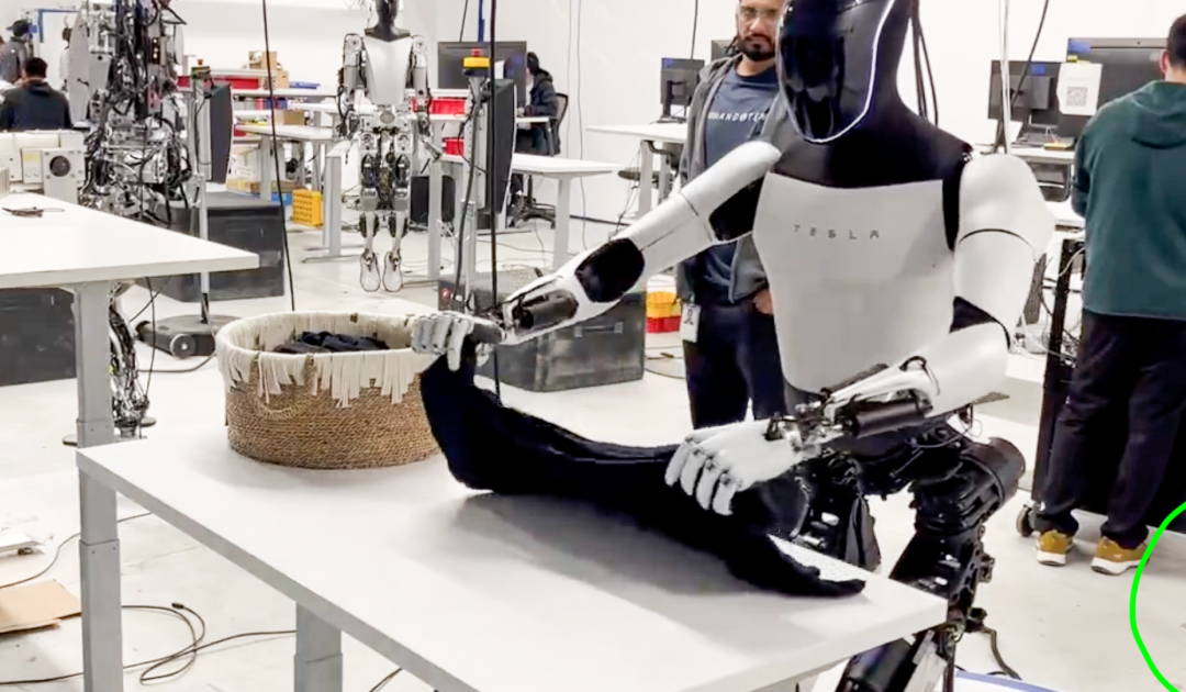 People Are Split When Elon Musk Unveiled A Robot That Can Fold Clothing